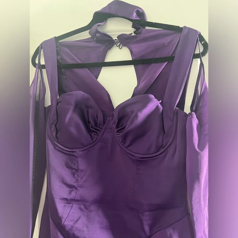 House of cb TALIKA Dress - Picture 7 of 11